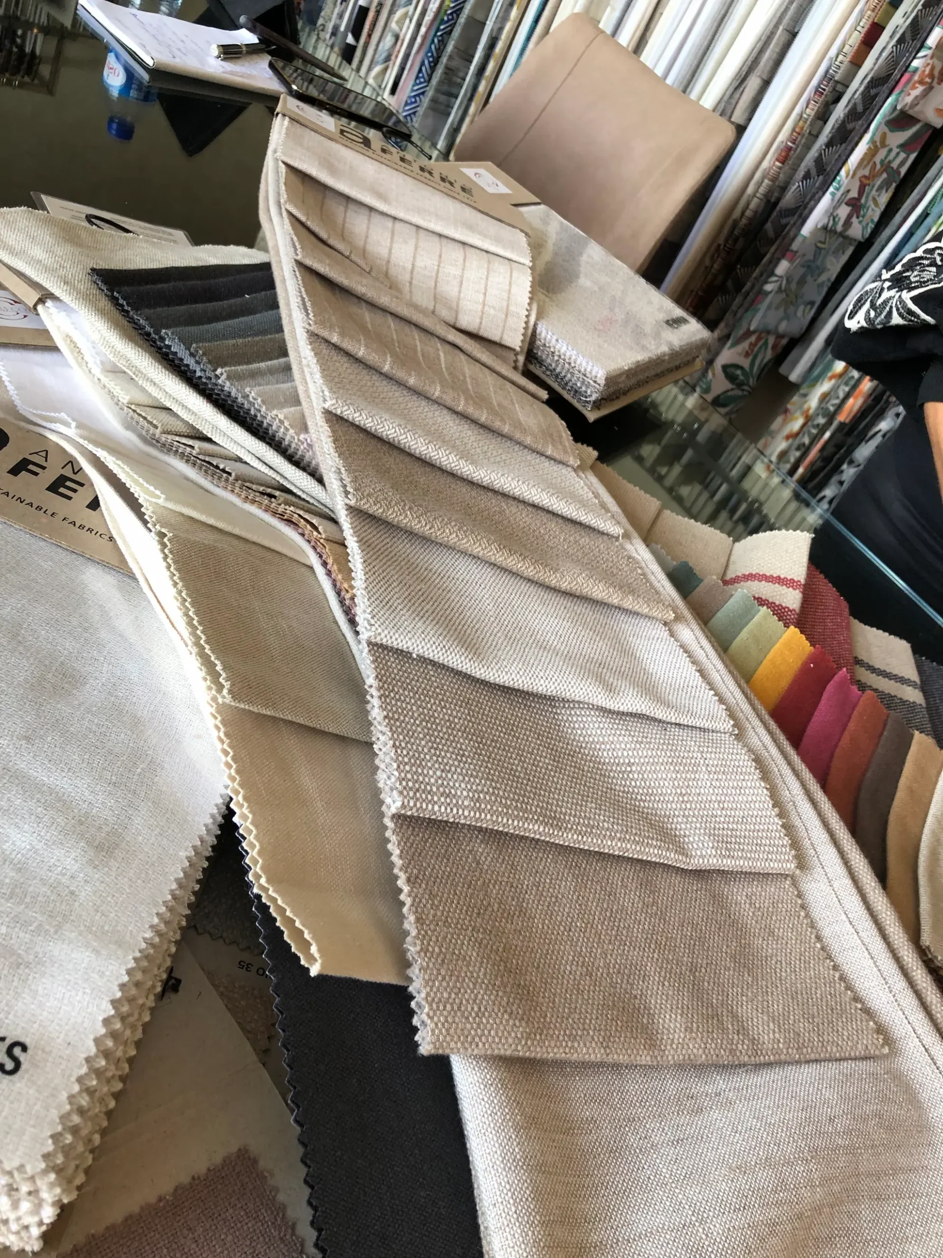 Fabric selection decoration service