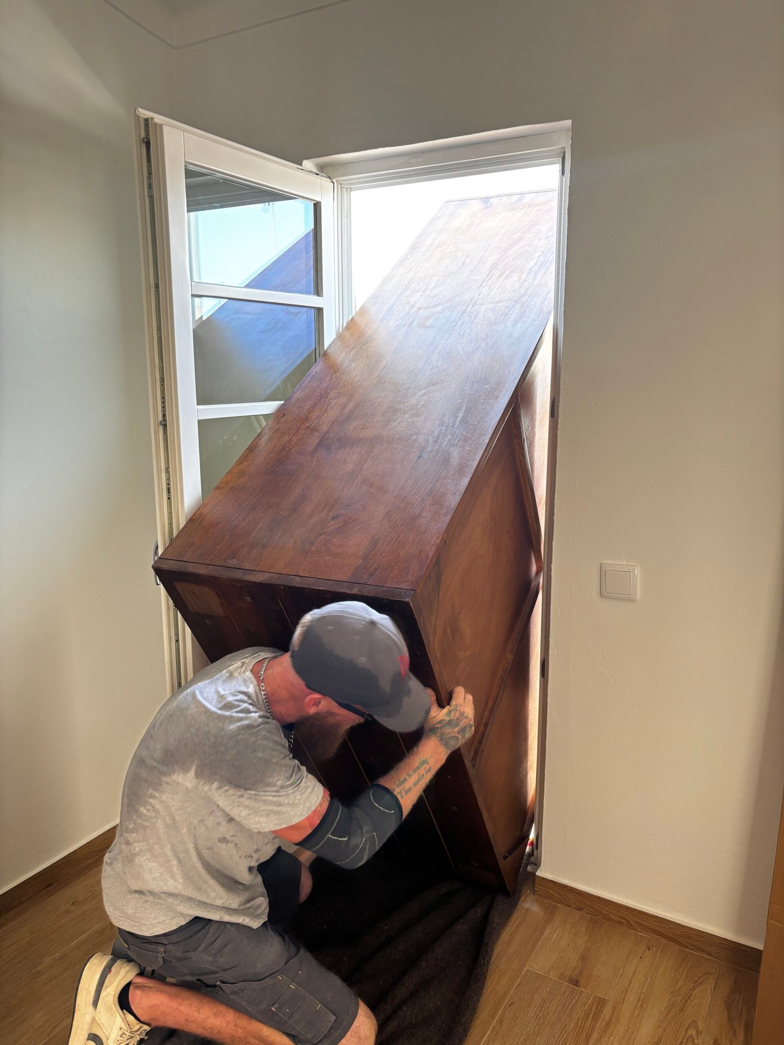 Deliveries and removal services